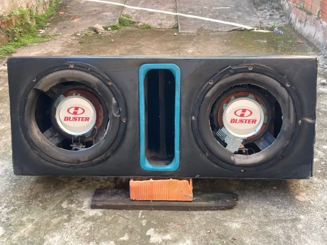 Caixa de Som Trio 2 Subwoofers Buster 12? - Para Reforma