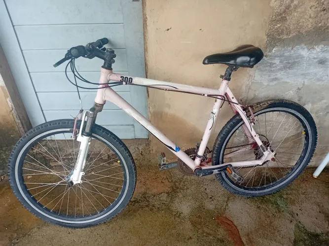 Vende-se bicicleta 