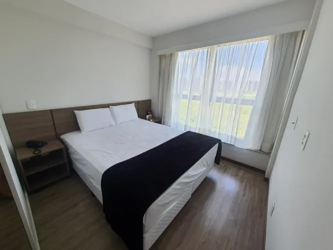 LINDO APARTAMENTO MOBILIADO NO RIOCENTRO, JUNTINHO DA BARRA E RECREIO