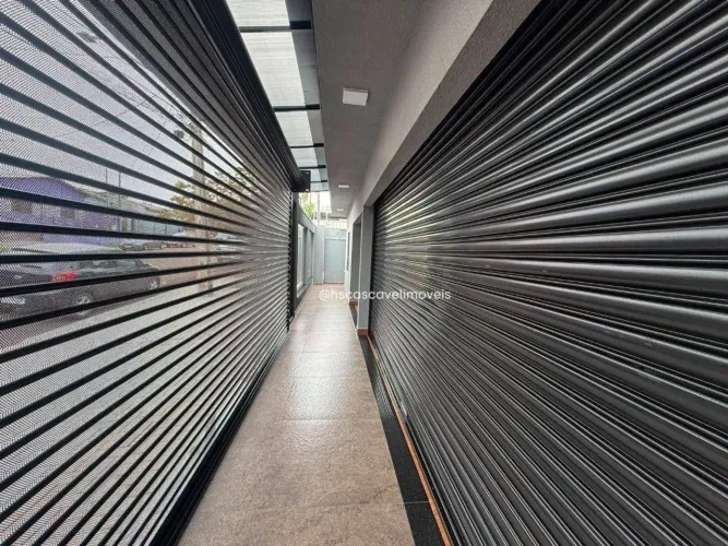 Casa térrea mobiliada, 1 suíte mais 2 quartos com edícula toda equipada