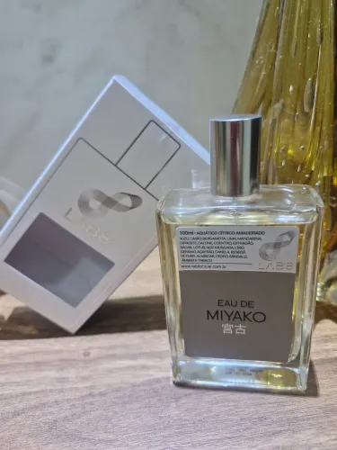Perfume Lab 8