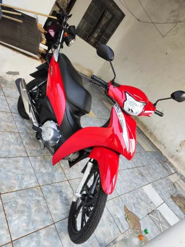 Vendo Biz 125cc 2023 completa