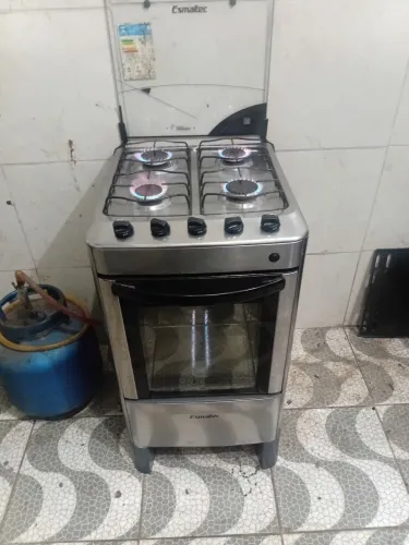 Vende-se Fogão