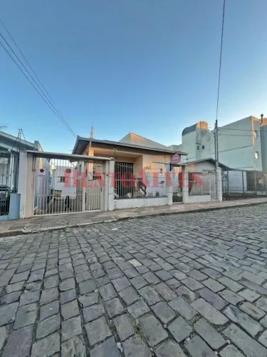 BENTOALVES aluga kitinet mobiliado, em ótima localização, para uma pessoa...