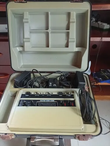 Dactar Atari 007 maleta leia o anúncio 