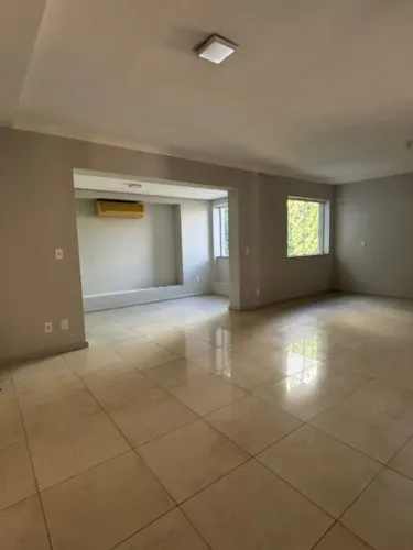 Casa com 3 dormitórios à venda, 180 m² por R$ 820.000 - Estoril Centreville - Bauru/SP
