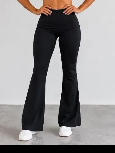 Calça bailarina preta tamanho M _ peça nova