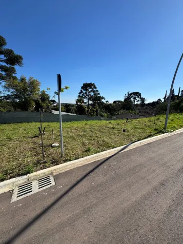 TERRENO EM CONDOMÍNIO DE ALTO PADRÃO A 15 MIN DO CENTRO CÍVICO