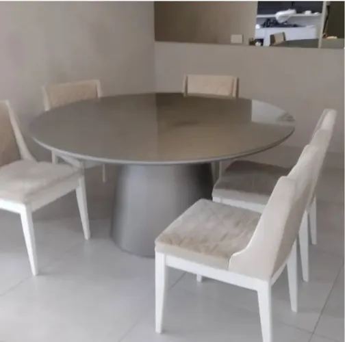 Mesa Redonda 1,40m com Vidro - Pintura Metálica