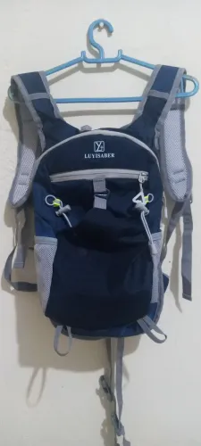 Mochila para trilha e caminhada