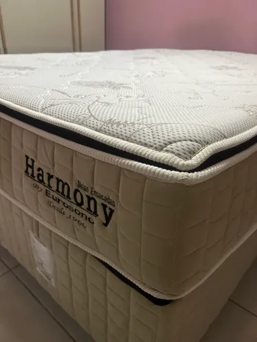Vendo cama queen