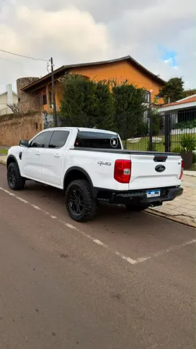Ford Ranger XLT 3.0 V6 4X4 CD TB Die. Aut. 2024