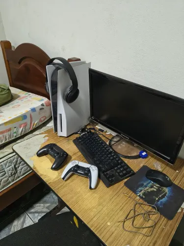 PS5 versão clássica primeiro lote 