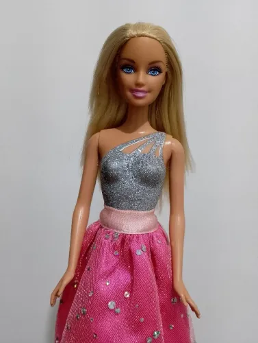 Boneca Barbie princesa glitter antiga
