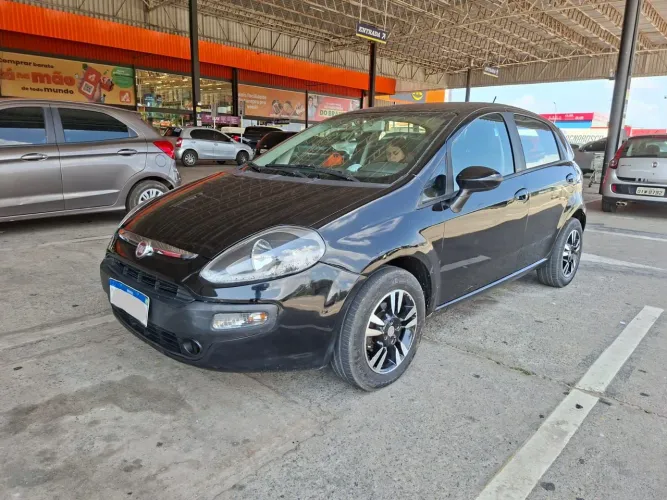 Fiat Punto Attractive 1.4 Fire Flex 8V 5P 2014