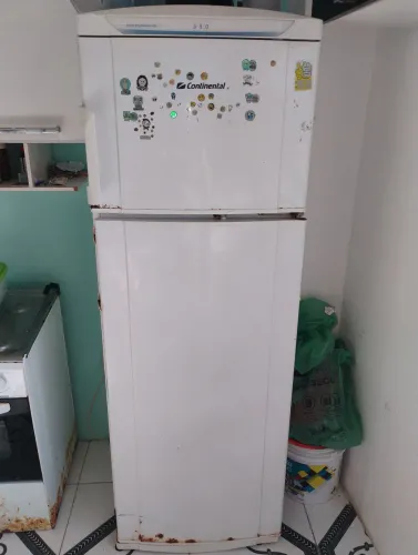 Geladeira usada em perfeito estado baixei o preço!