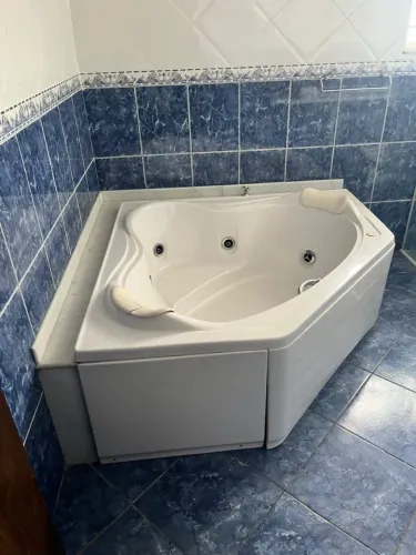 Banheira de hidromassagem 3 lugares