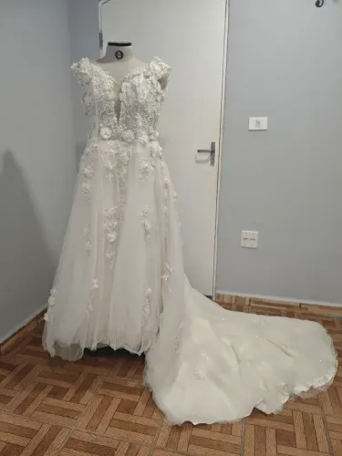 Vestido princesa lindo nunca usado 