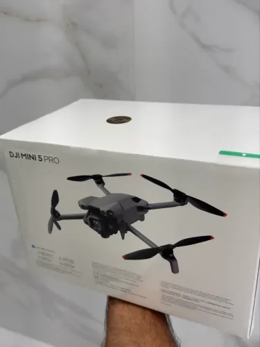 Drone DJI Mini 5 Pro Combo Plus