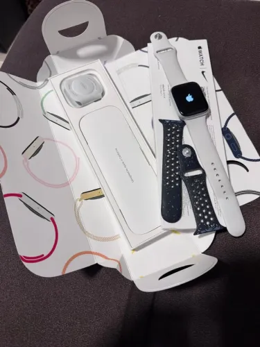 ? Apple Watch Series 9 GPS + Cellular | Completo com acessórios
