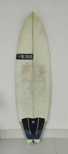 Prancha de surf P.U Rio Doce 5.9 29L