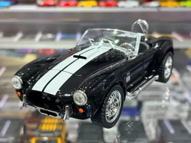 Miniatura Shelby Cobra Preto 1:24 - Novo
