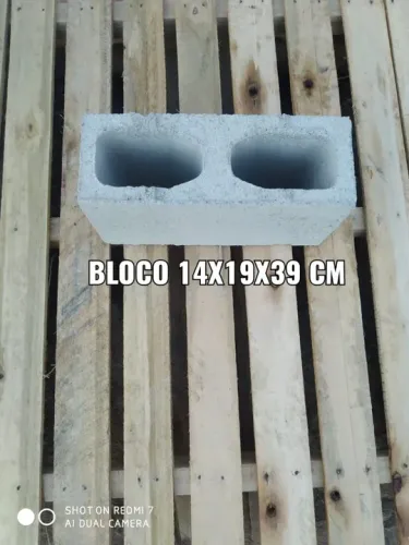 Bloco 14x19x39 cm - Estrutural - 4,5 Mpa -
