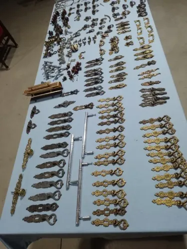 Puxadores para móveis antigos de bronze vários modelos leia