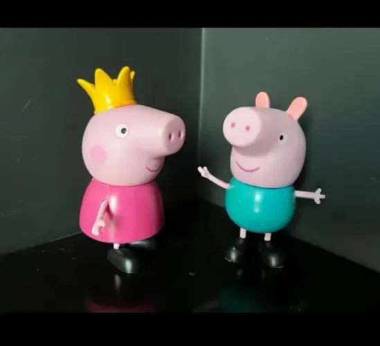 PEPPA E GEORGE // // LUNA E JUPITER