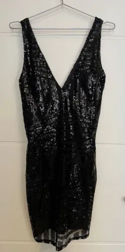 Vestido Preto de Paetê