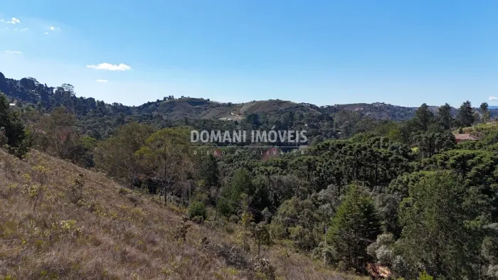 Lindo Lote com Vista Panorâmica na Região de Descansópolis - Campos do Jordão/SP