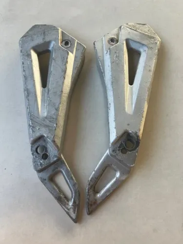 Par de Bacalhau Dafra Speed 150 e Suzuki Yes Ano 2008 até 2010. Original