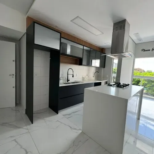 Vendo apartamento no Ed Horus perto do Cesumar