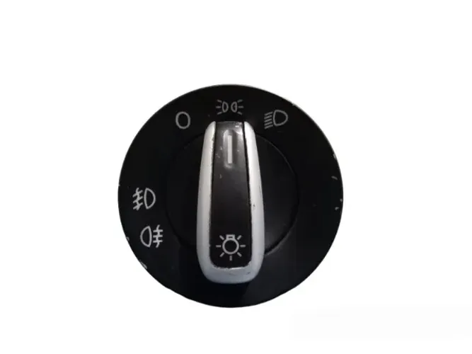 Chave de farol original com farol de milha Fox, Crossfox, Sapacefox  2010 a 2022 