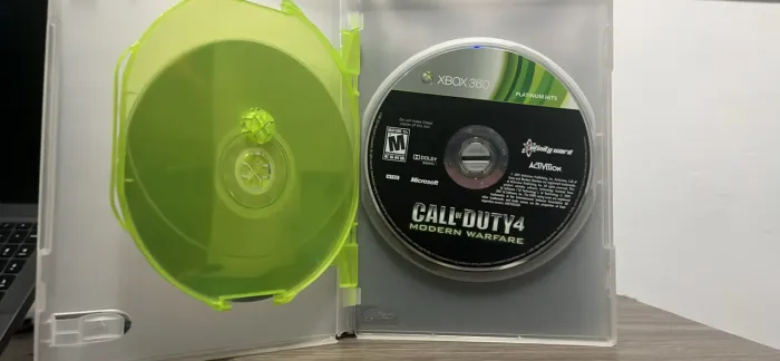 Call of Duty 4: Modern Warfare 1 e 2 Xbox mídia física original