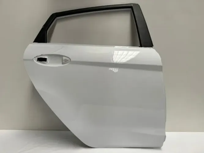 Porta Traseira Direita New Fiesta (Nacional) | 2014/2017 - C/Detalhe - HT (Usada/Original)
