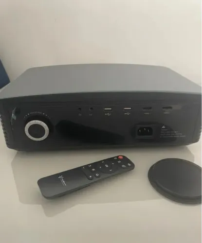 Troco Projetor LED FULL HD da Husky