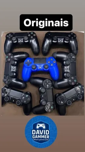 1 CONTROLE PS4 ORIGINAL. VALOR DE UNIDADE.