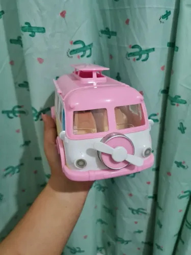 Moto home brinquedo Polly e Sylvania families 