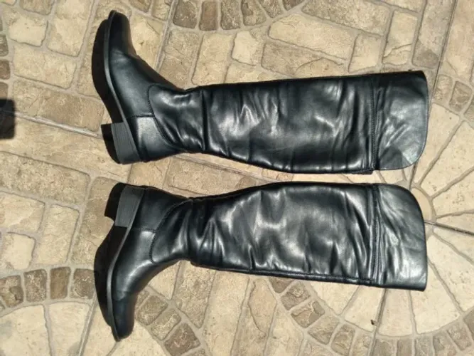Bota montaria Via Uno, cano longo, preta, feminina. Tamanho 35.