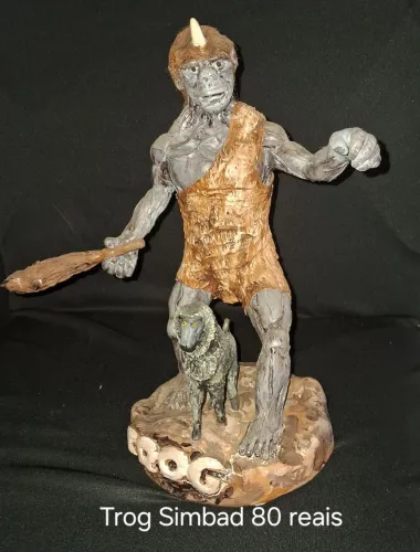 Estátua Trog do filme Simbad 