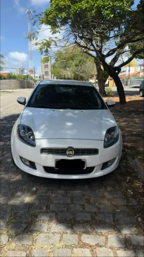 Fiat Bravo Essence Dualogic 1.8 Flex 16V 5P 2014