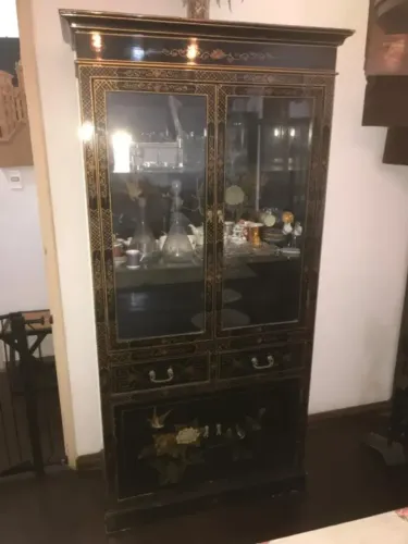 Cristaleira Chinoiserie de Luxo