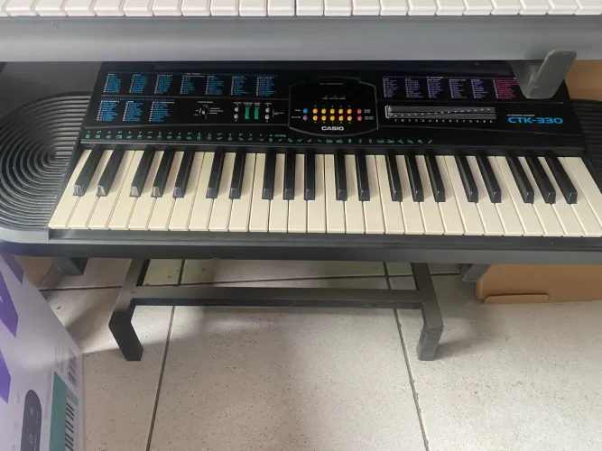 Teclado Casio 
