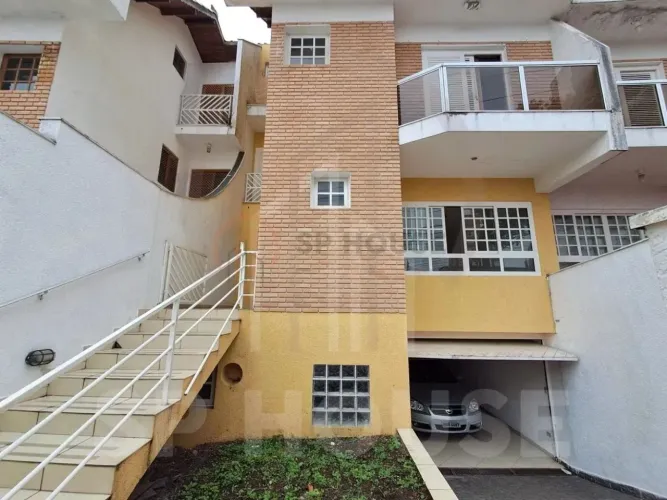 Casa sobrado para locação em Mirandópolis com 4 quartos, 2 suítes, 4 vagas, 256m²
