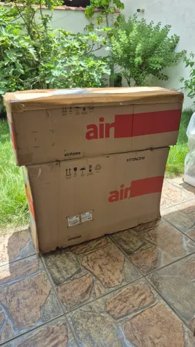 Ar condicionado 18 mil btus Hitachi- inverter 