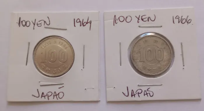 Moedas antigas de prata do Japão
