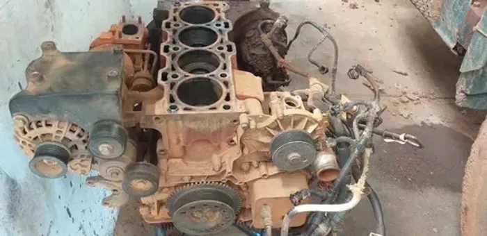 Motor De F4000 Para Retirada De Peças