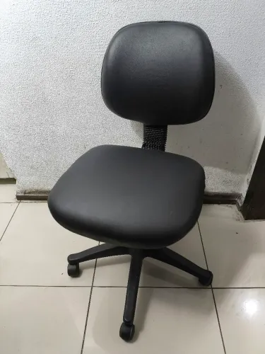 Cadeira Mocho Giratória