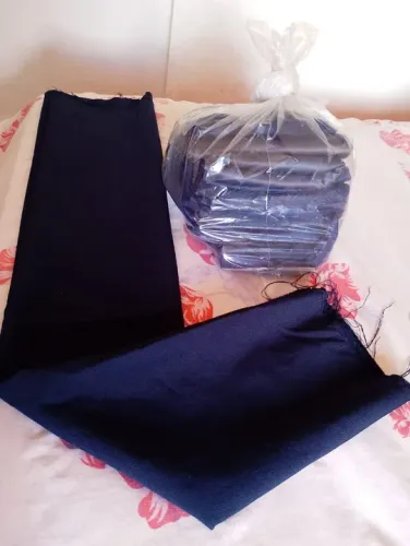 Vendo pacote de retalhos novos